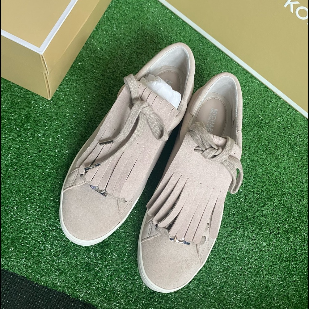 Womens Michael Kor Sneakers